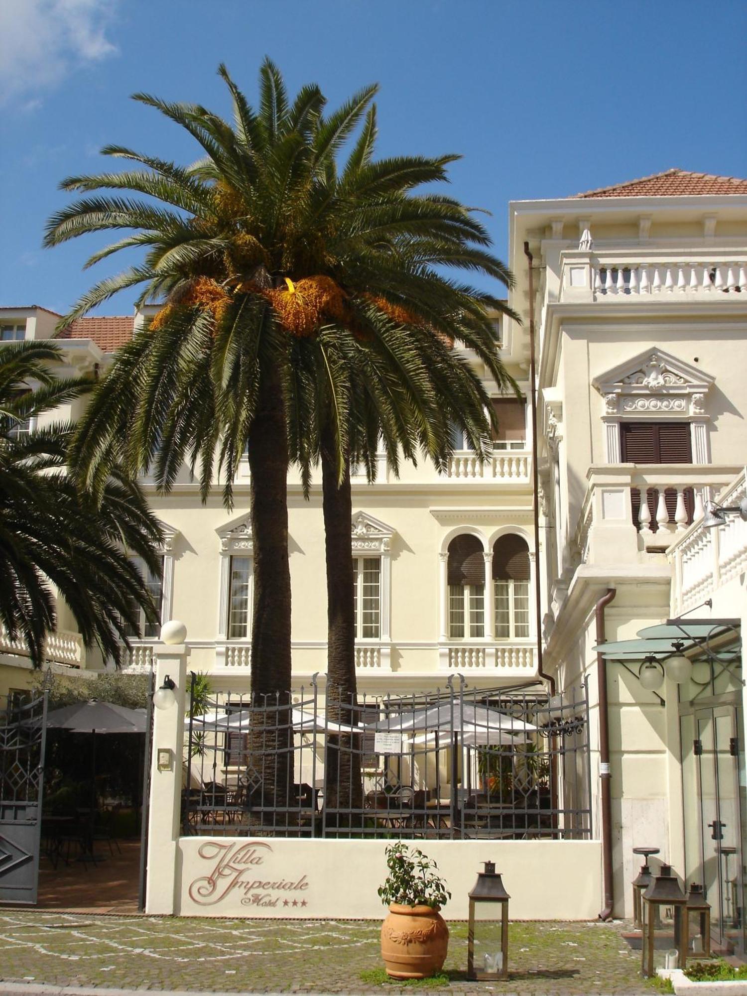 Villa Imperiale Hotel Spotorno Luaran gambar